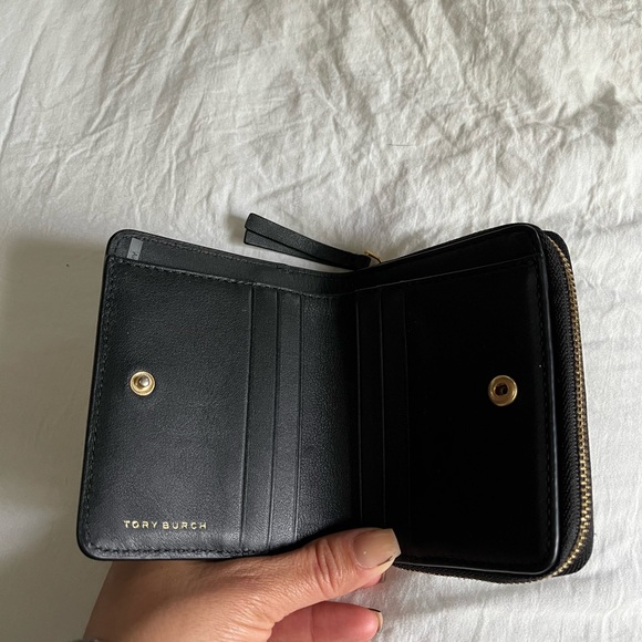 Tory Burch Wallet - Picture 2 of 4